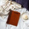 Jesus Calling, Large Text Brown Leathersoft, with full Scriptures: Enjoying Peace in His Presence (a 365-day Devotional) [Imitation Leather] Sarah Young - Image 4